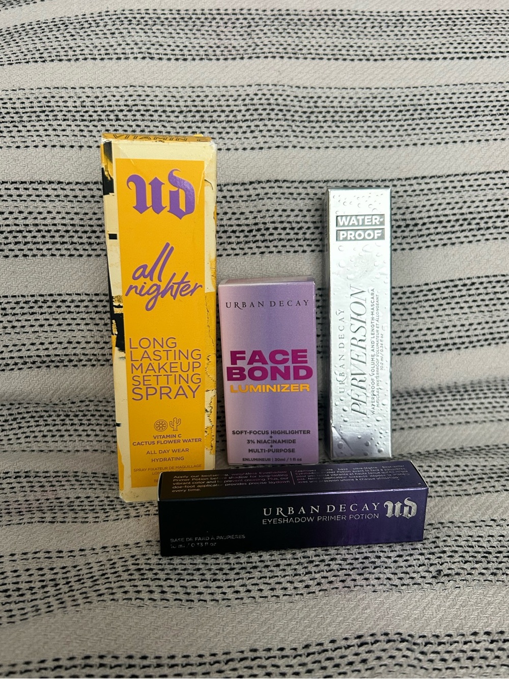 Urban Decay face essentials makeup bundle